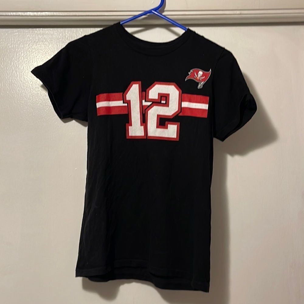 Tom Brady shirt large 14/16